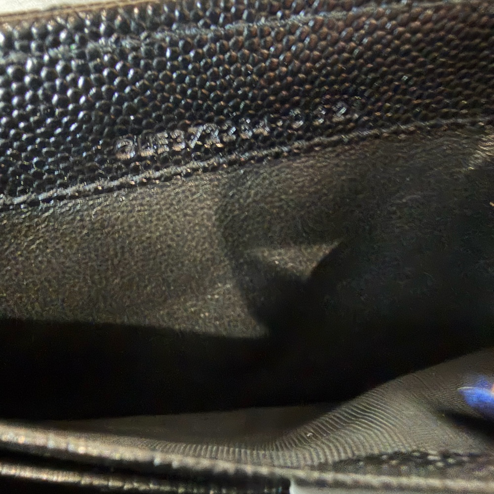 YSL Cassandre envelope flap wallet on chain - Picture 9 of 16